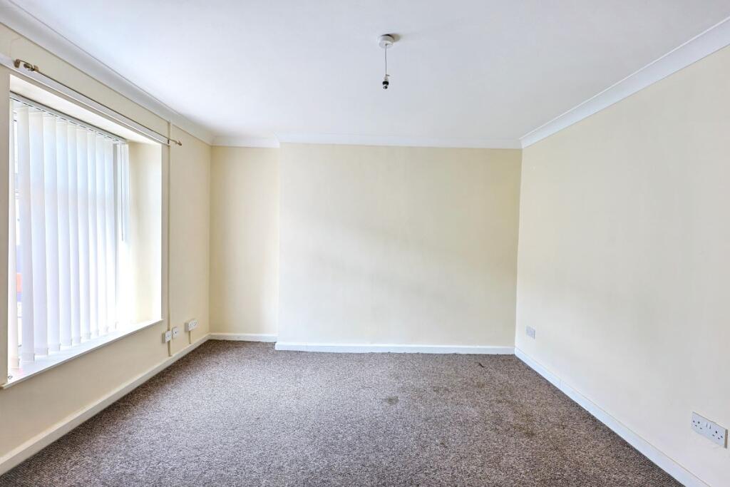 House in Newport, Abertillery - View 5