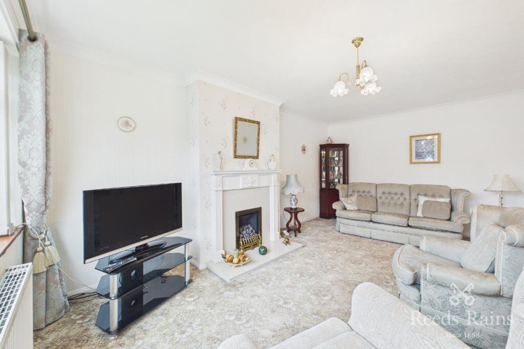 Cliff Road, Crigglestone, Wakefield, West Yorkshire, WF4 photo 4