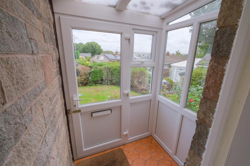 House in Huddersfield - View 2