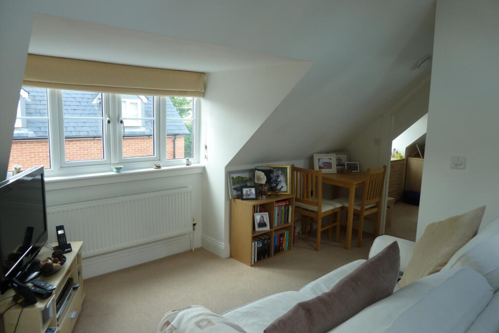 Apartment in Taunton - View 5