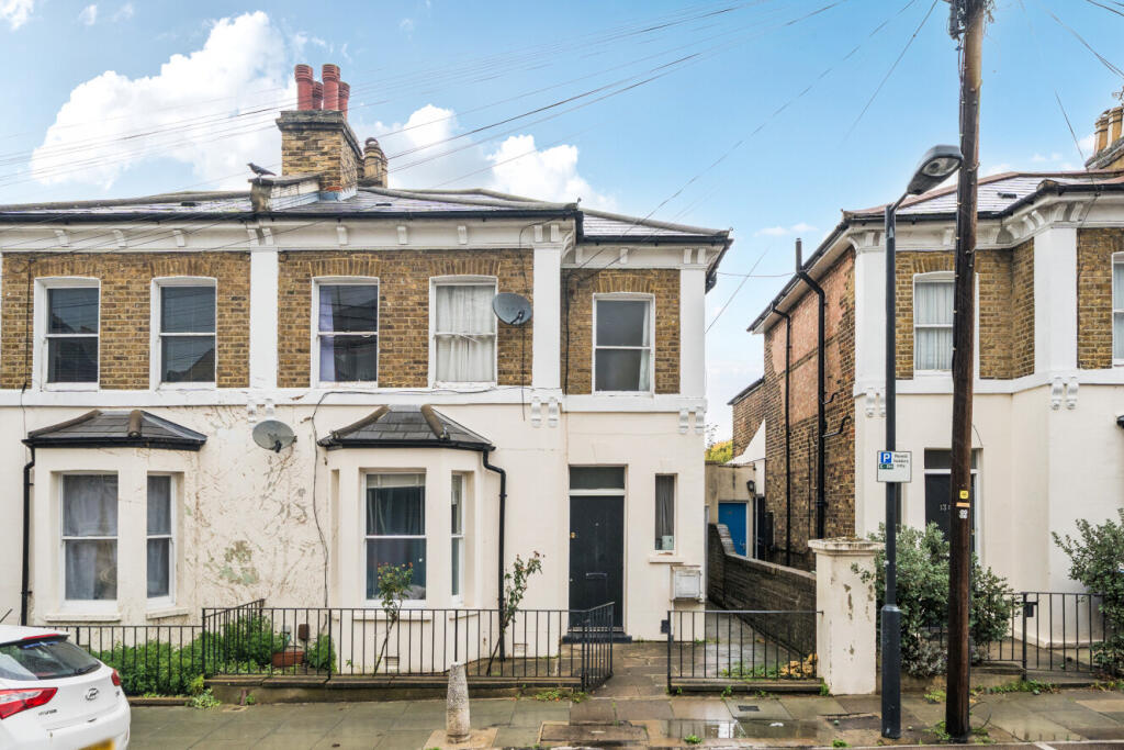 1 Bedroom Flat in SE15 3NH