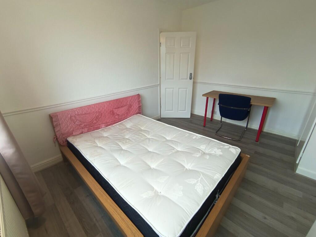 Main image of property: Mackie Grove, BS34