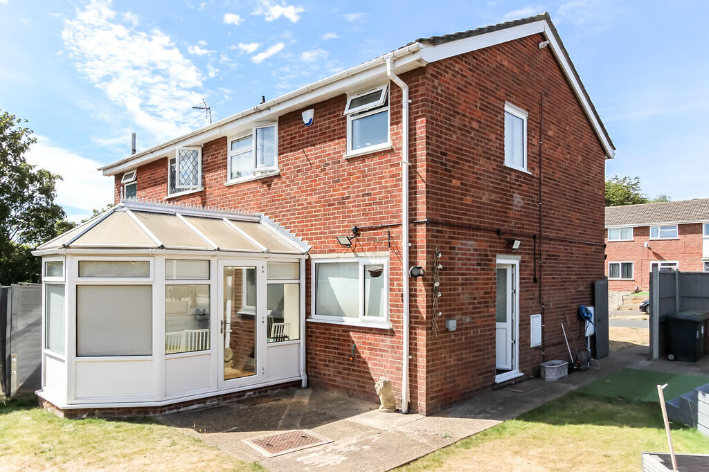 Westminster Road, Wellingborough photo 4