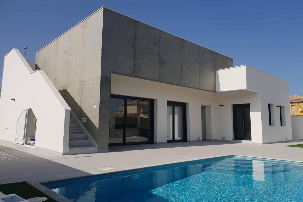 Main image of property: Valencia, Alicante, Pinar De Campoverde