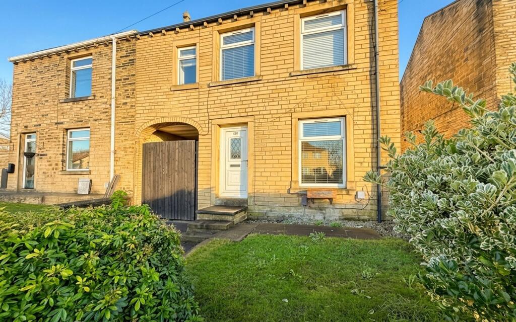 Main image of property: Wakefield Road, Huddersfield, HD5