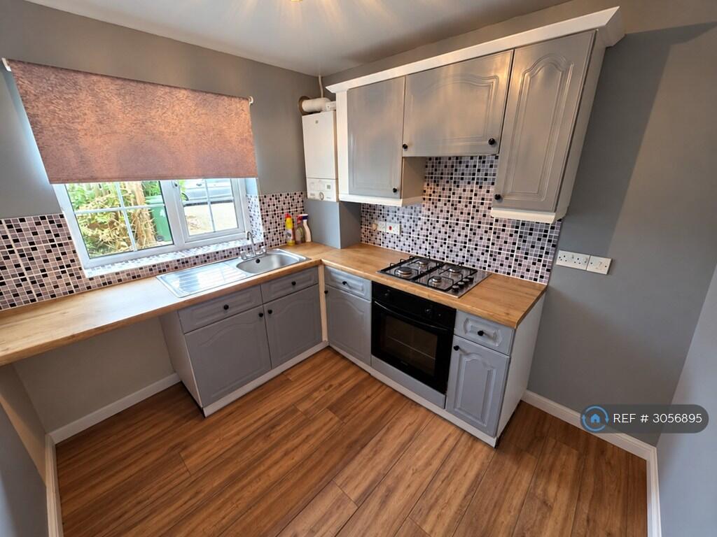 Apartment in Wakefield, West Yorkshire - View 4