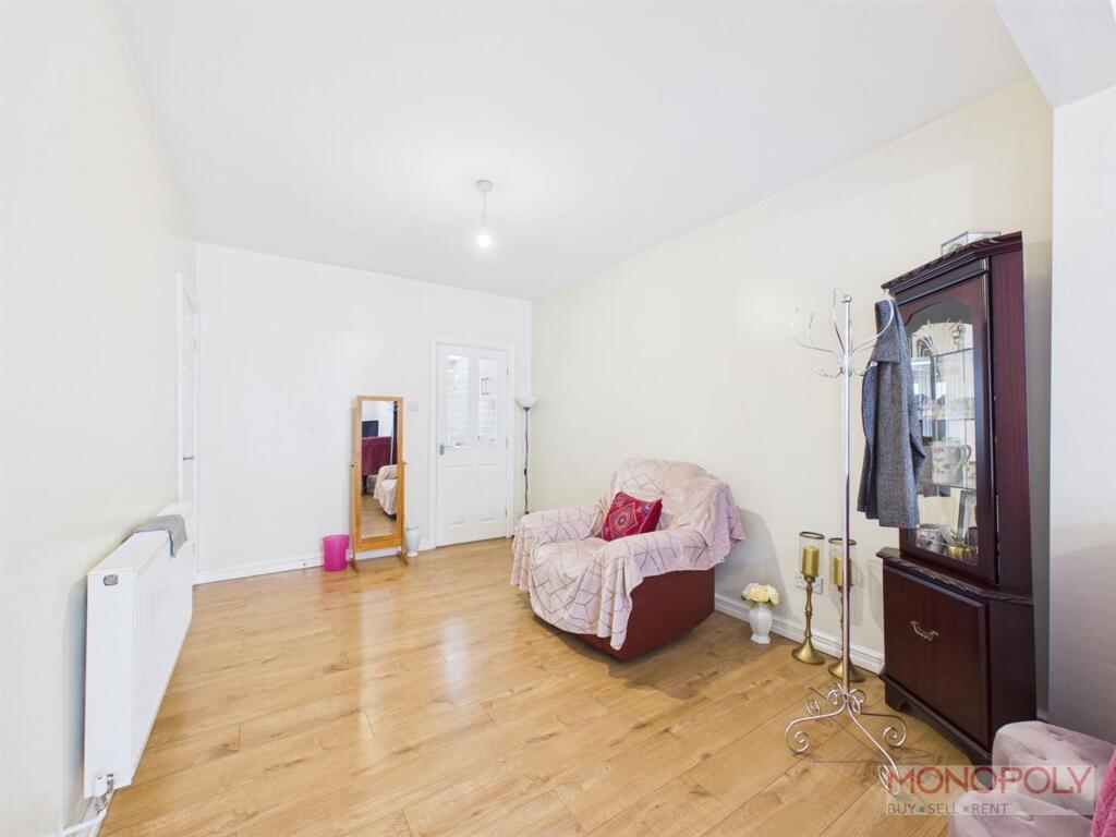 House in Wrexham, Caia Park - View 4