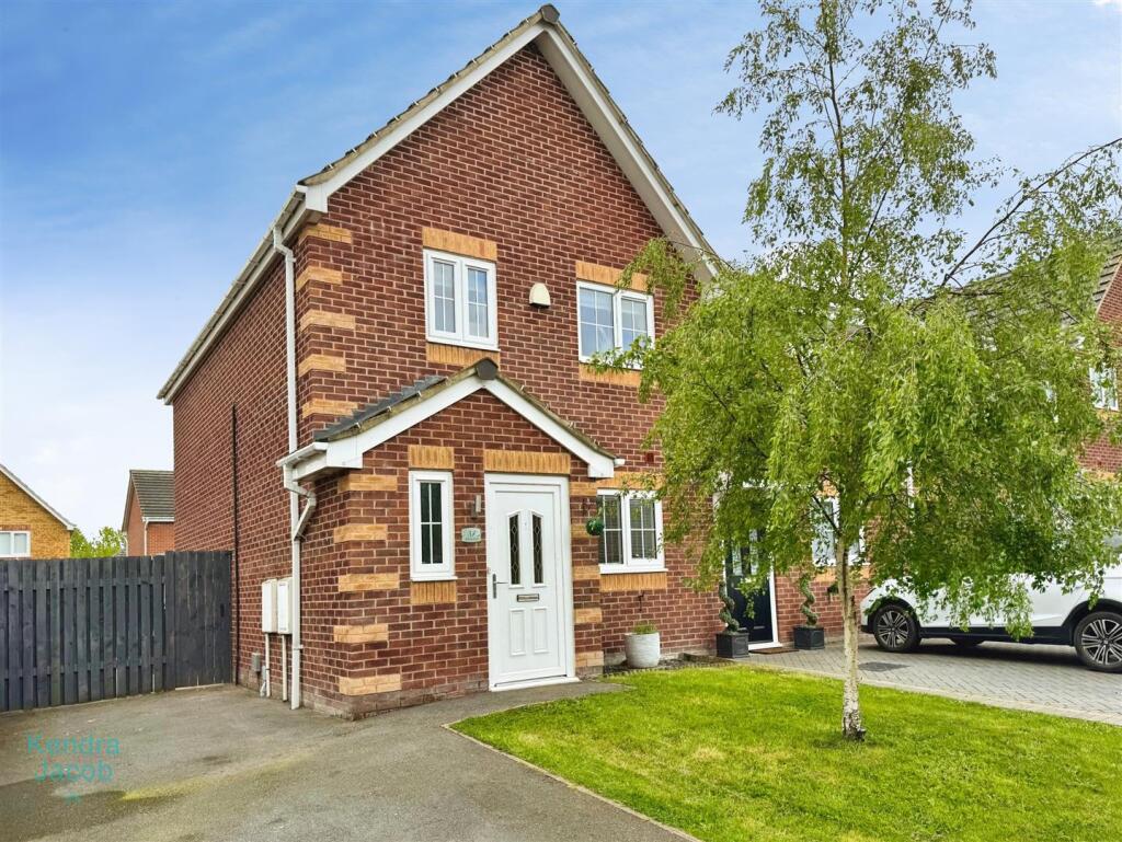 3-bed terraced on Ashby Drive, Kiveton Park, Sheffield, £220,000