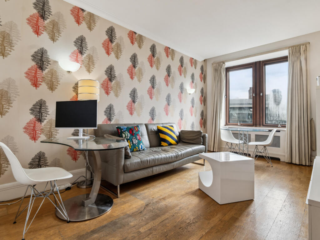 Apartment in London - View 2