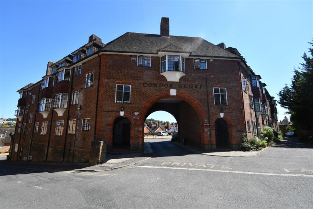 Main image of property: 1 bedroom Ground Floor Apartment in Guildford