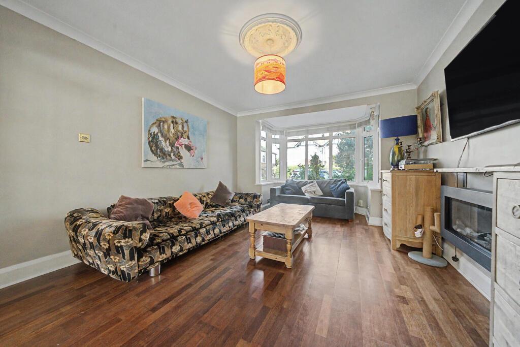 House in Brighton - More