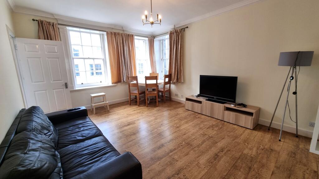 Crown Street, The City Centre, Aberdeen, AB11