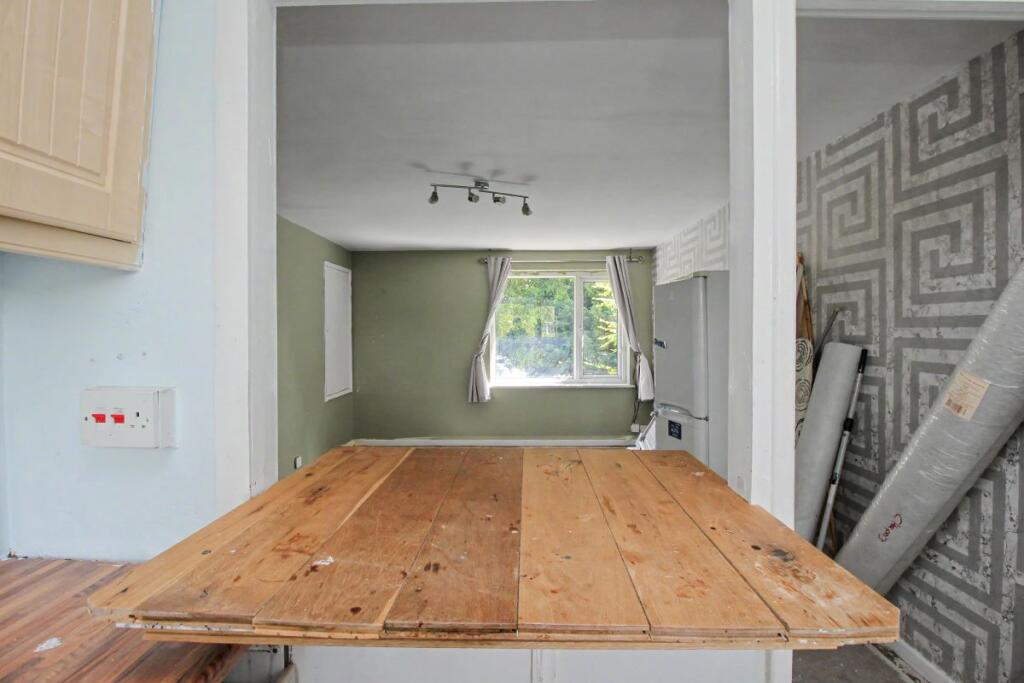 Apartment in Doncaster - View 3