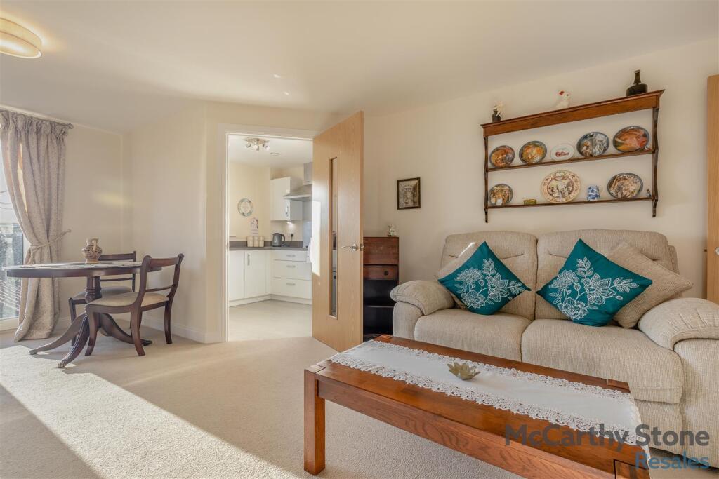 Apartment in Sheffield, Stannington, Bradfield - View 4