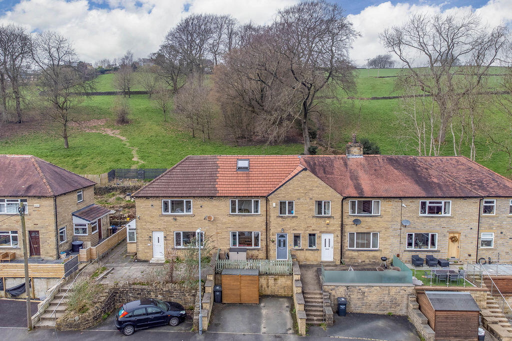 Main image of property: 51 Brig Royd, Ripponden HX6 4AN