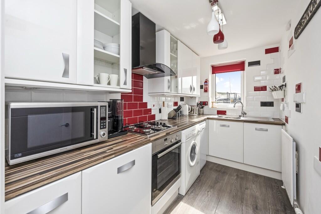 St Vincent' Court, Brighton Marina Village photo 3