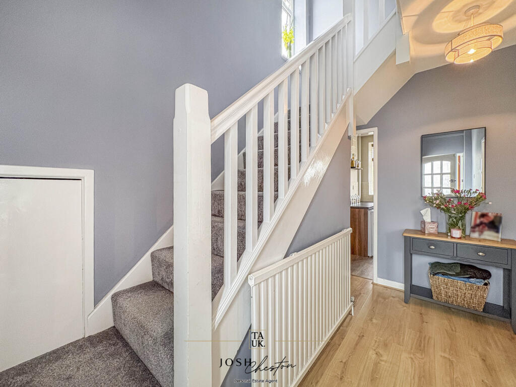 House in Rochdale, Alkrington - View 5