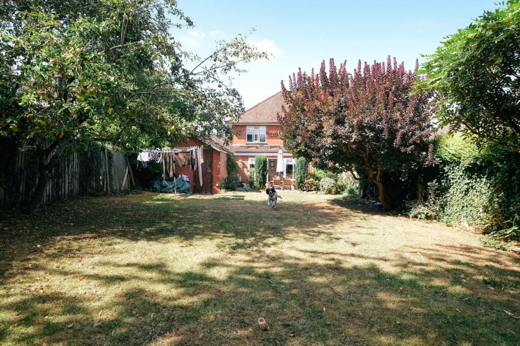 Kent Avenue, Ross-on-Wye, HR9 photo 3