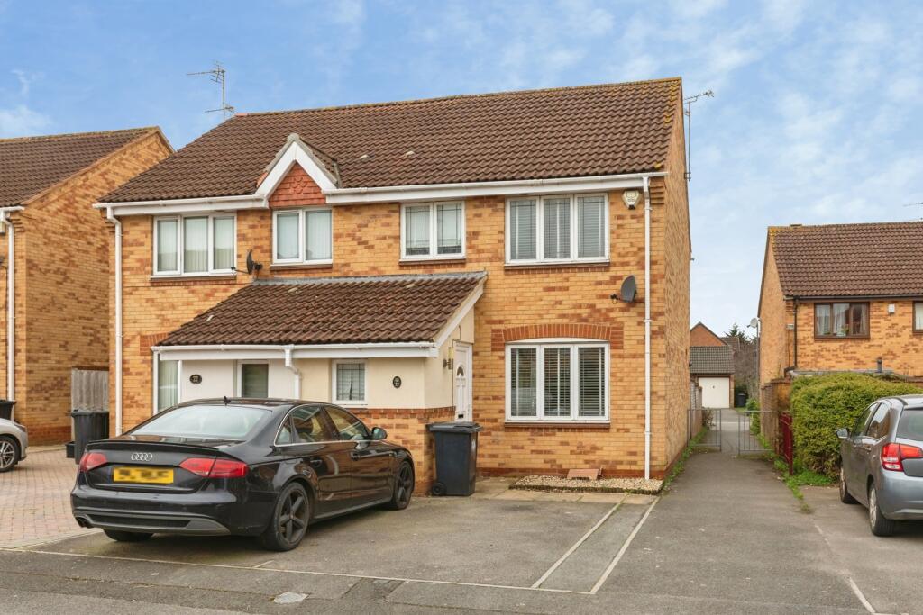 Main image of property: Willow Bed Close, Fishponds, Bristol, BS16