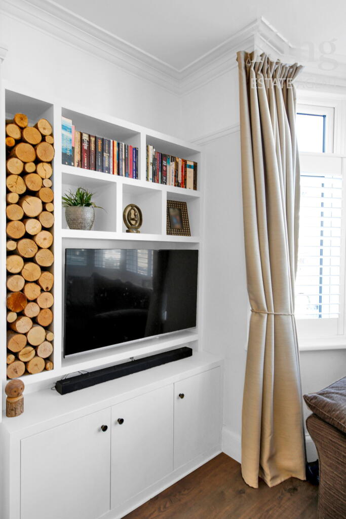 House in London - View 5