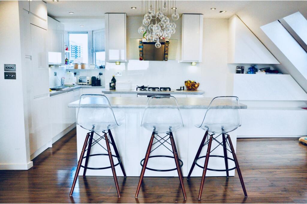 Apartment in London - View 5