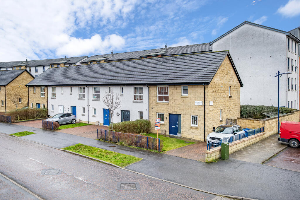 Main image of property: 2 Hunterscraig Drive, Oatlands , Glasgow, G5