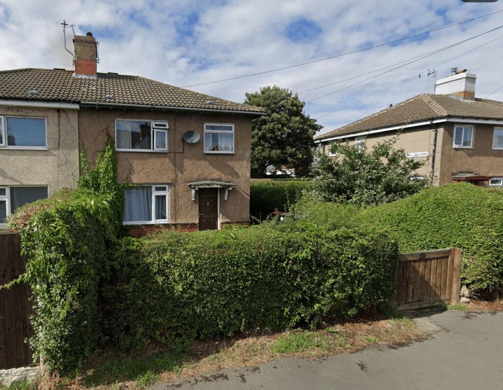 3-bed semi-detached on East Vale Drive, Thrybergh, Rotherham, S65 4HS, £114,950