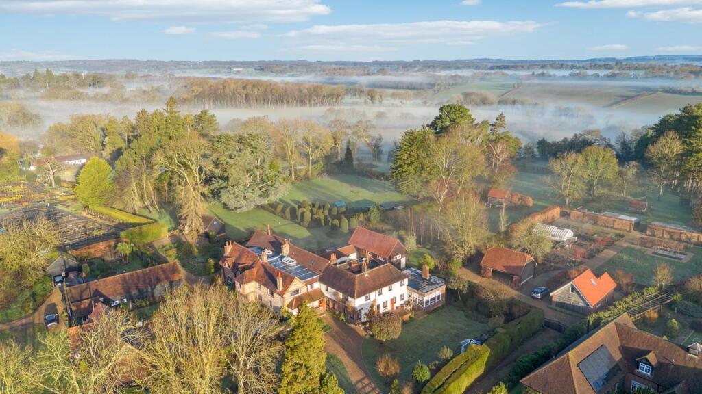 Main image of property: Chartridge, Chesham, Buckinghamshire, HP5 2TF