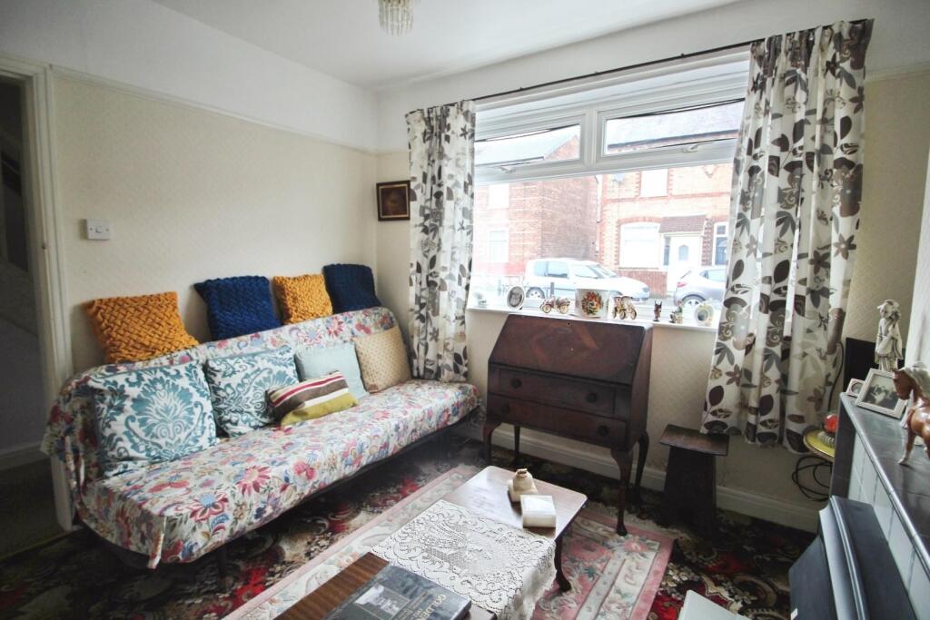 Queenhill Road, Manchester photo 4