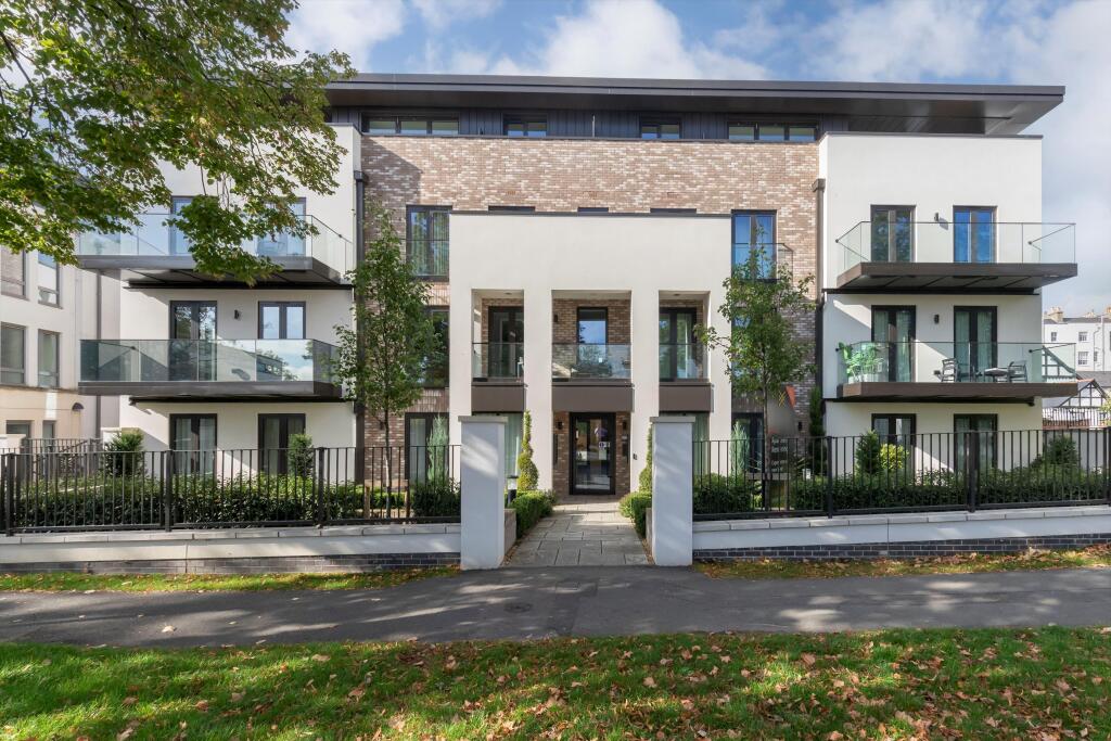 Main image of property: Parabola Road, Cheltenham, Gloucestershire GL50
