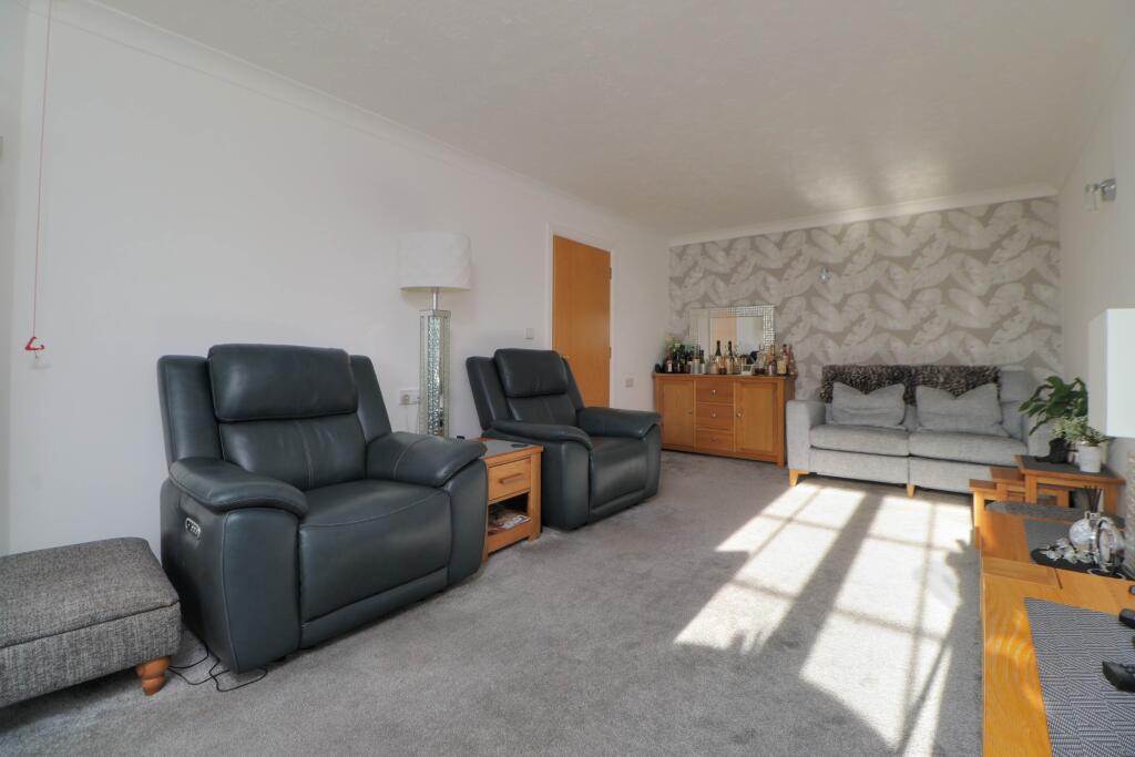 Queens Crescent, Southsea - View 2