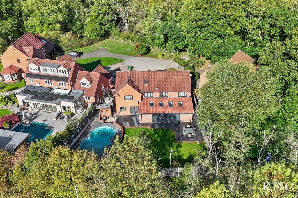 Additional image 42 of Ardens Close, Redditch