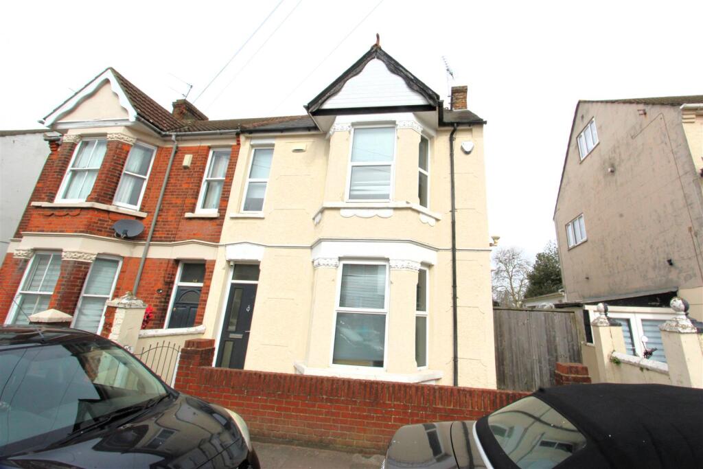 Main image of property: Stuart Road, Gillingham