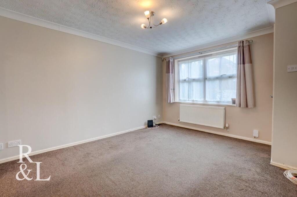 House in South Derbyshire, Derbyshire - View 4