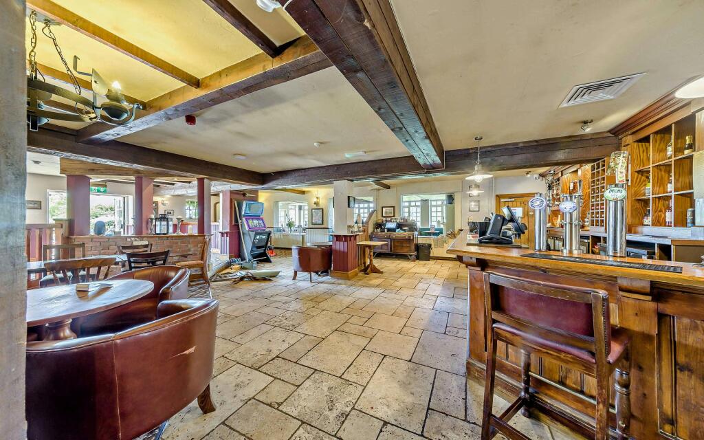 8699410-interior06-800.jpg