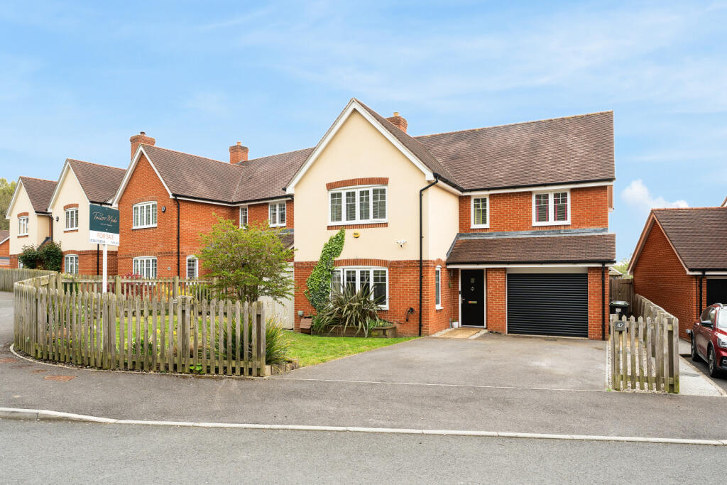 Main image of property: Horseshoe Crescent, Longham, Ferndown, Dorset, BH22