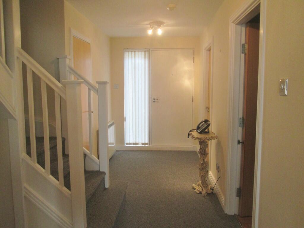 3 bedroom apartment for rent