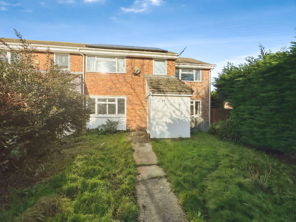 Main image of property: Watton Road, Holbury, Southampton, SO45 2LW