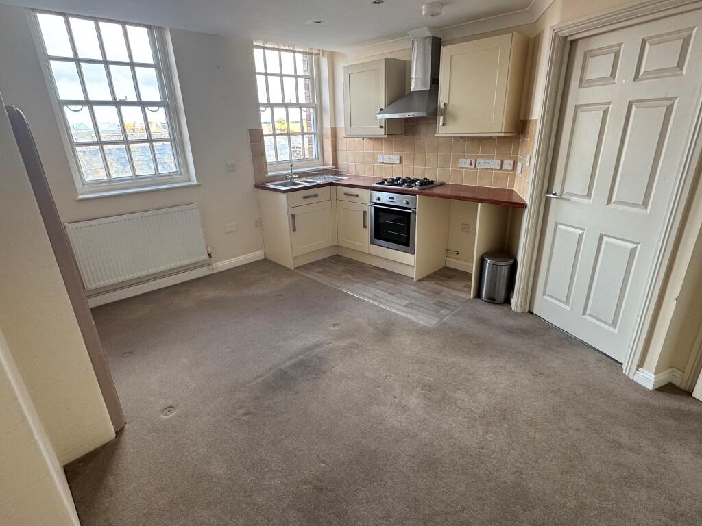 Apartment in Taunton - View 2