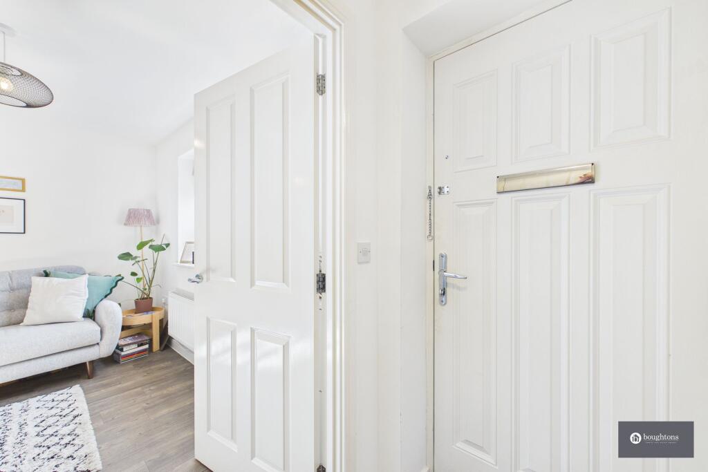 Foxhills Way, Brackley, NN13 photo 5