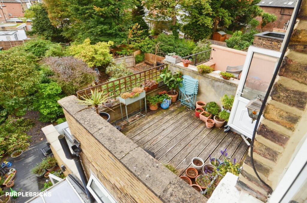 Apartment in London - View 3