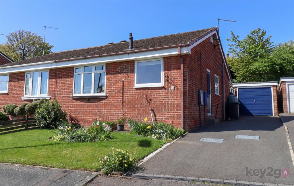 2-bed semi-detached on Welbury Gardens, Halfway, Sheffield, S20, £220,000