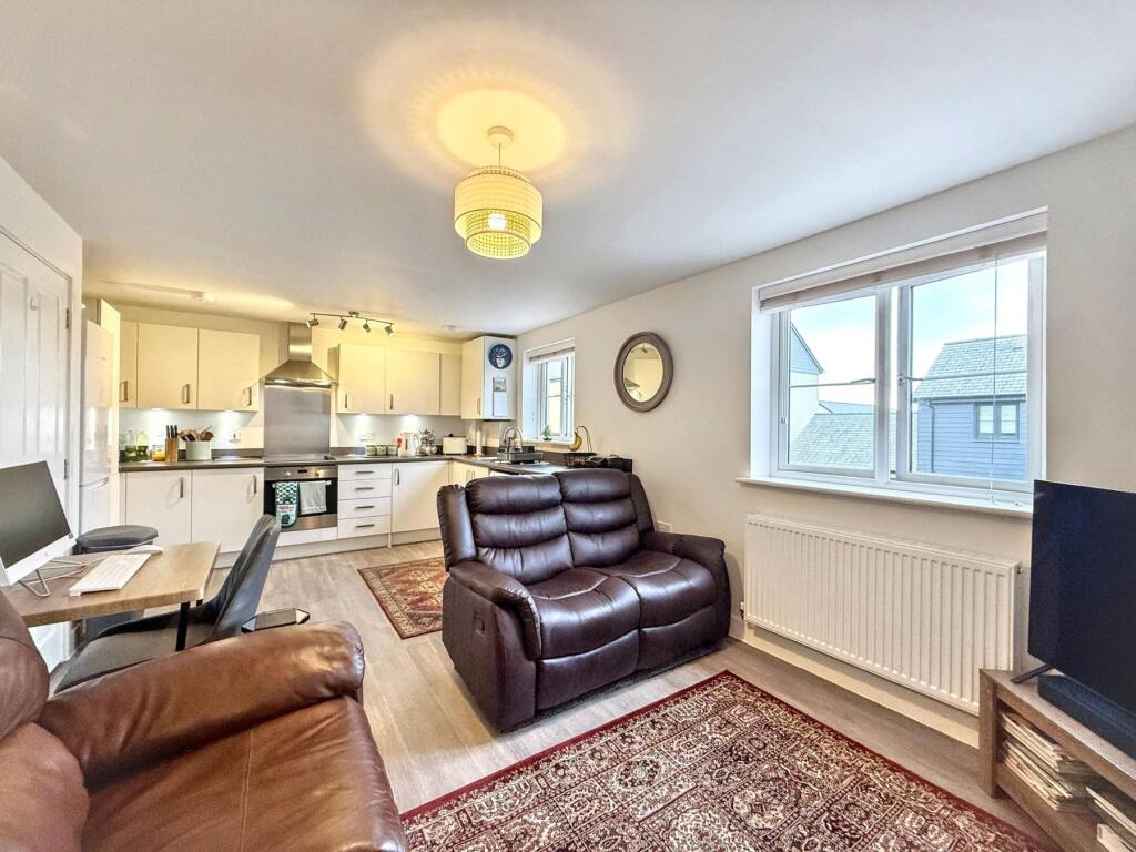 20 Barton Way, Dartmouth, South Hams, TQ6 0FU photo 3