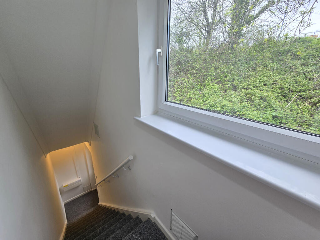 Apartment in Barry, Cadoxton - View 4