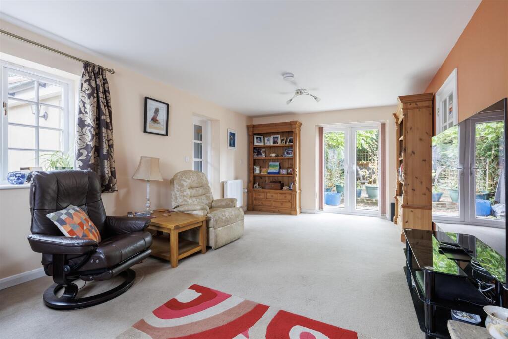 House in East Suffolk, Holton - More