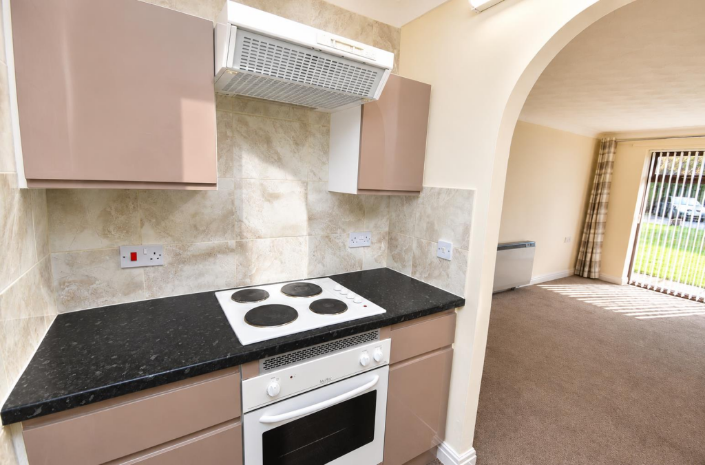 Apartment in Heswall, Liverpool City Region - More