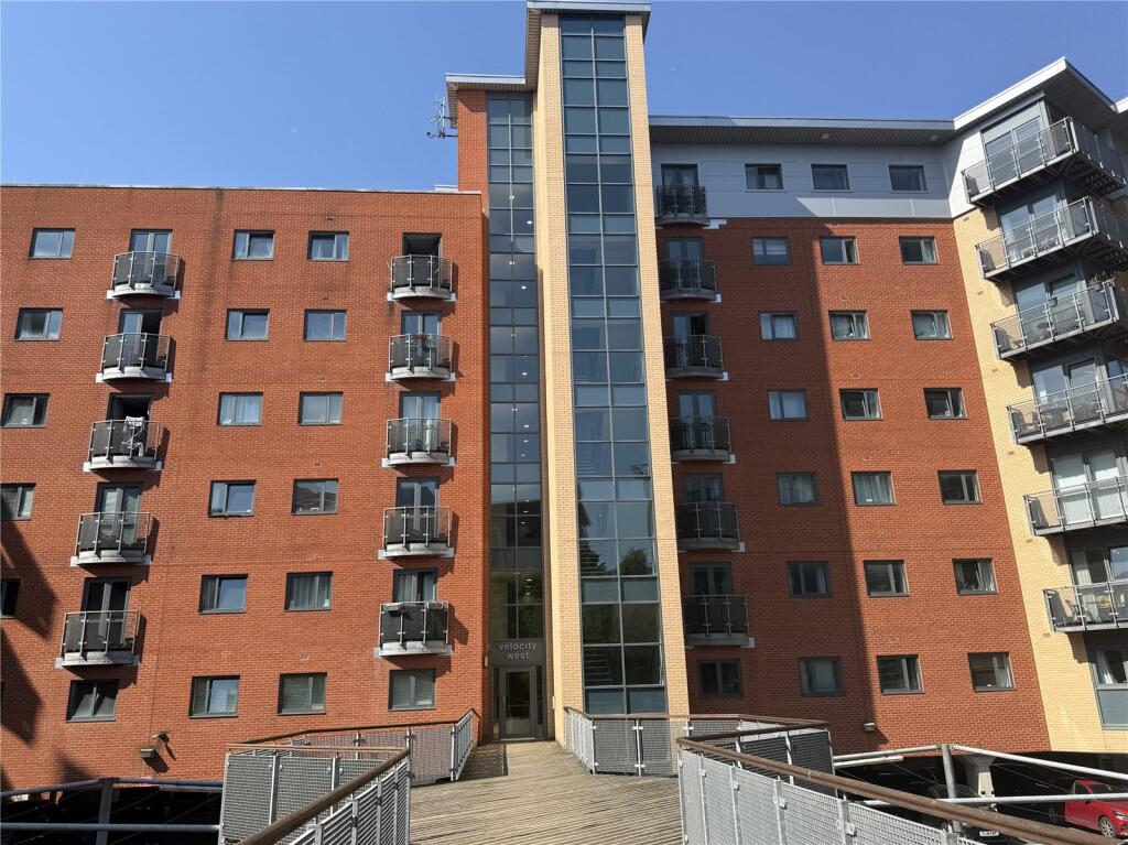 Main image of property: Velocity West, 5 City Walk, Leeds, LS11
