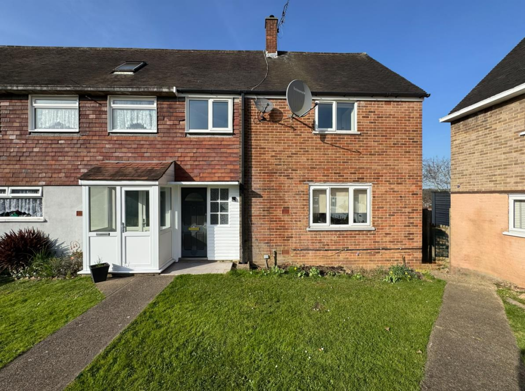 Main image of property: Enfield Road, Enfield, EN2