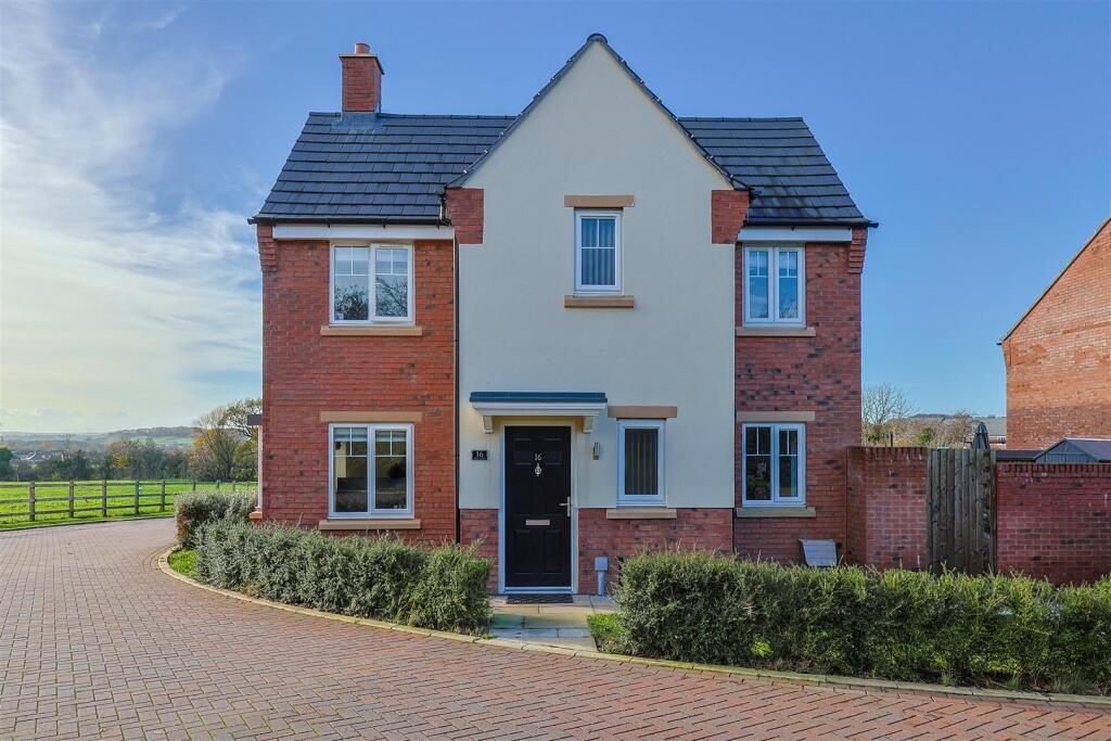 Mercian Way, Cheadle photo 2