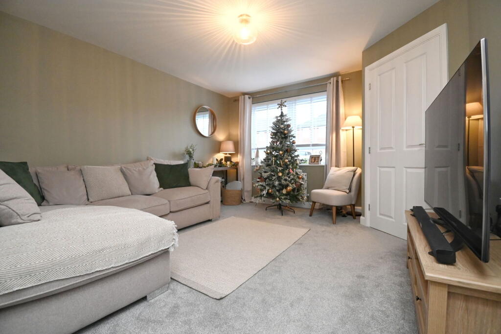 Castle Garden Street , Penistone, S36 8BD - View 6